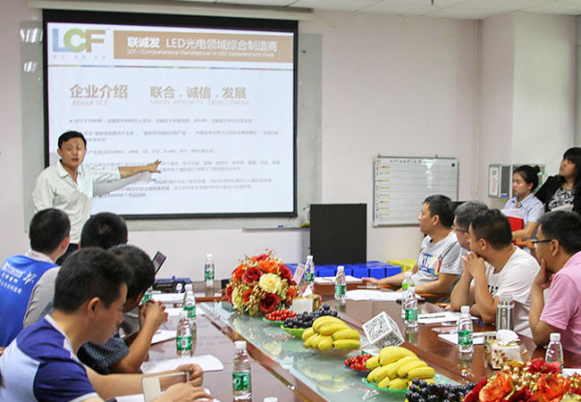 kaiyun开云市场部总监滕磊介绍kaiyun开云品牌优势及产品业务