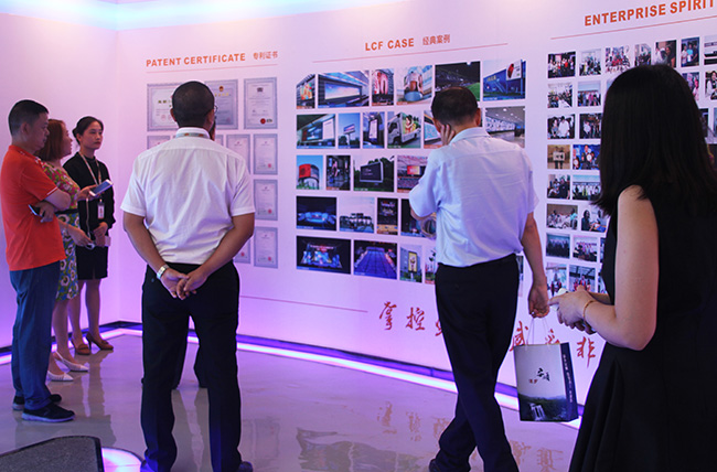 kaiyun开云荣誉照片墙